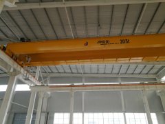 性能穩(wěn)定的雙梁行車表現(xiàn)在哪里？