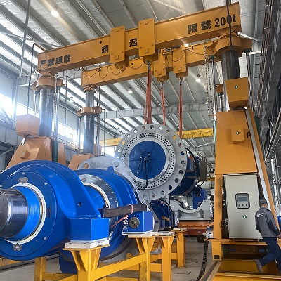 液壓門(mén)式起重機(jī)的安裝和拆除步驟