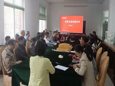 不斷提升產(chǎn)品質(zhì)量，做高質(zhì)量的起重機(jī)！
